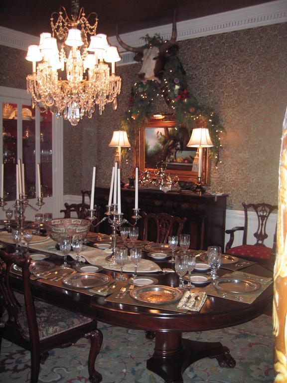 Belle Oaks Inn Gonzales ภายนอก รูปภาพ