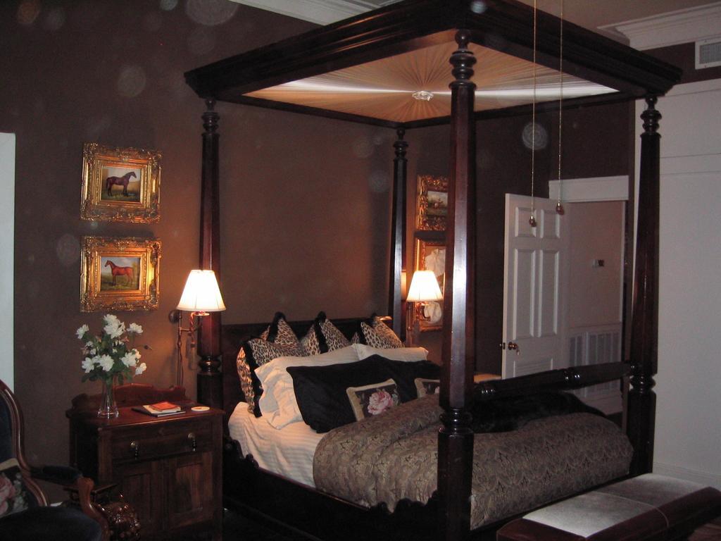 Belle Oaks Inn Gonzales ห้อง รูปภาพ