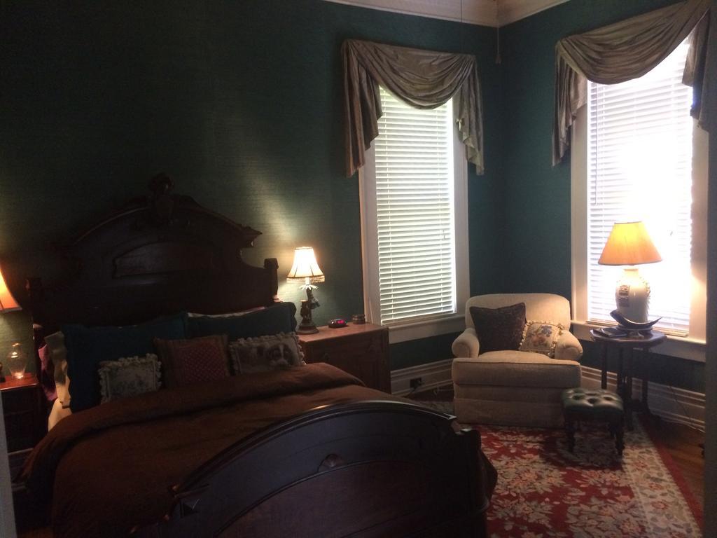 Belle Oaks Inn Gonzales ห้อง รูปภาพ